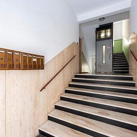 Joivy Cosy Flat With Parking In Chiavari Exterior photo