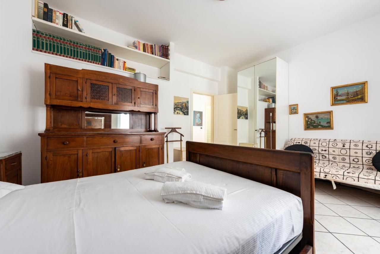 Joivy Cosy Flat With Parking In Chiavari Exterior photo