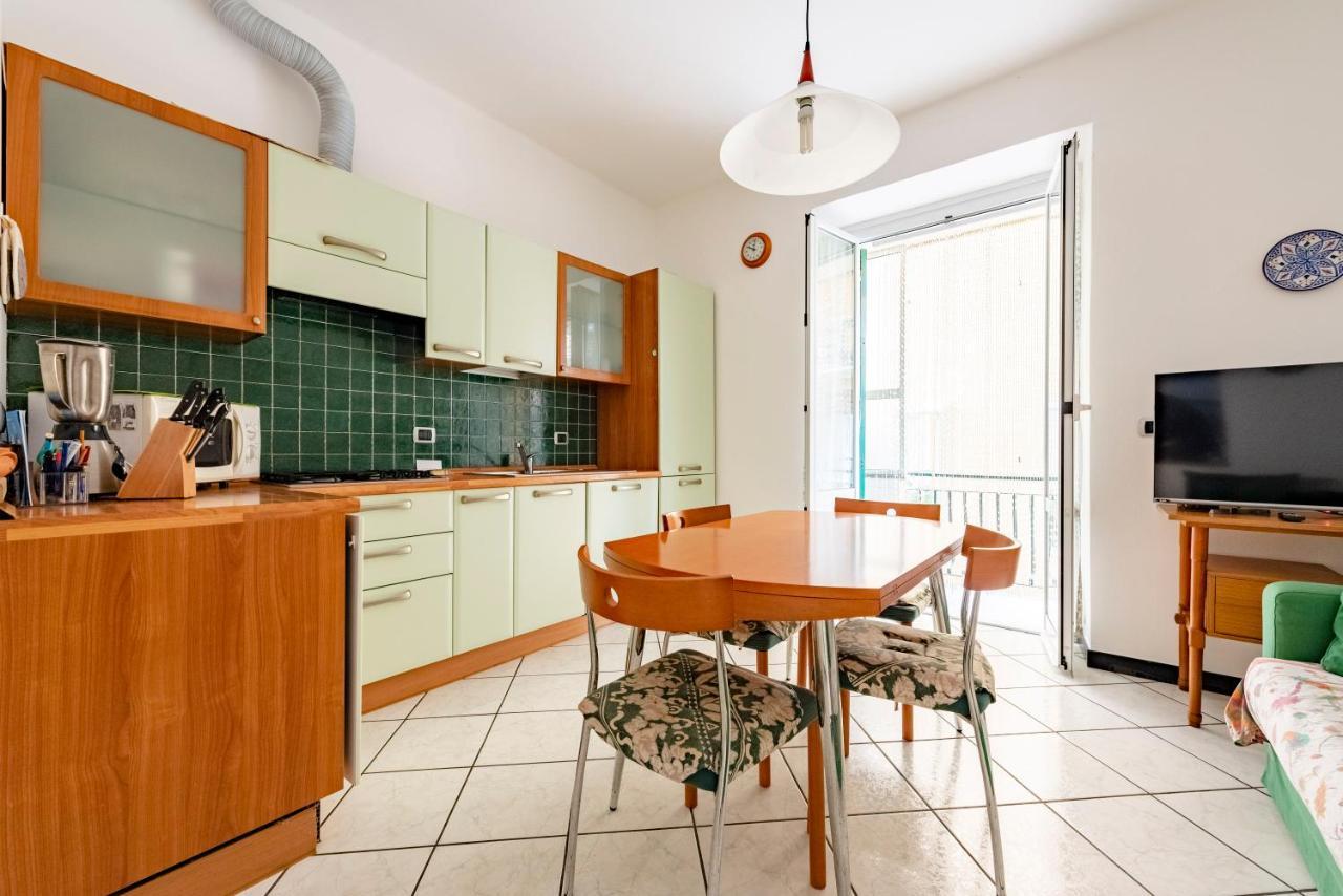 Joivy Cosy Flat With Parking In Chiavari Exterior photo