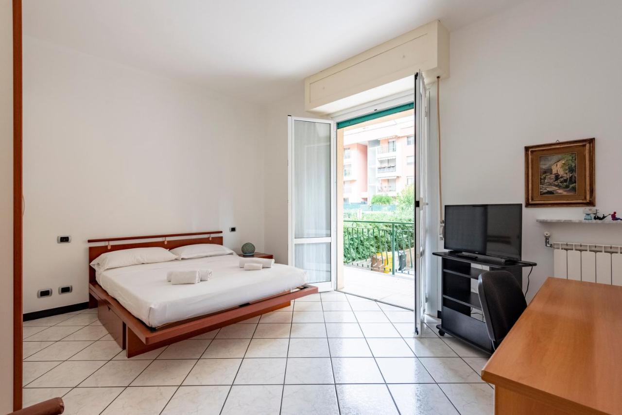 Joivy Cosy Flat With Parking In Chiavari Exterior photo